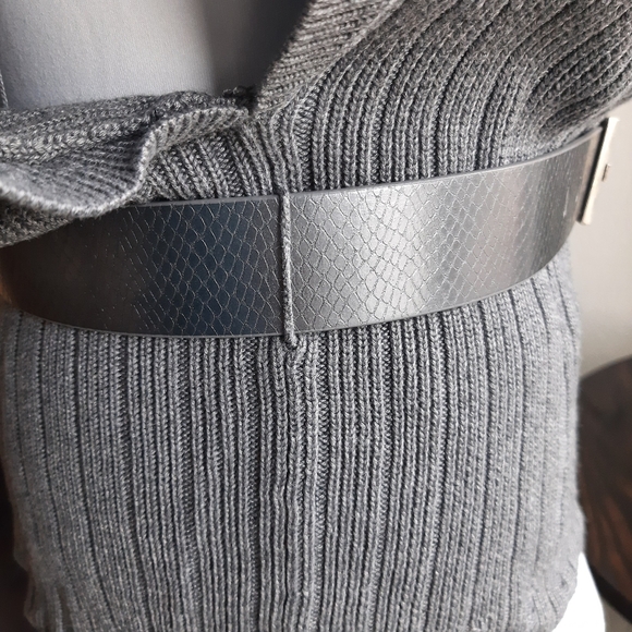 Cowl neck flutter cap sleeved fine cable knit sweater in gray Sz XL - Picture 9 of 12